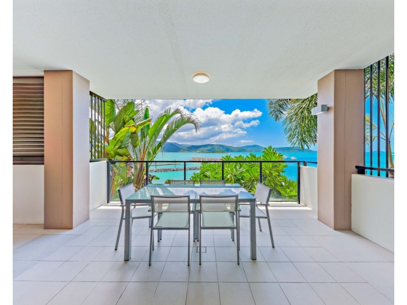 16/11 Altmann Avenue, Cannonvale QLD 4802