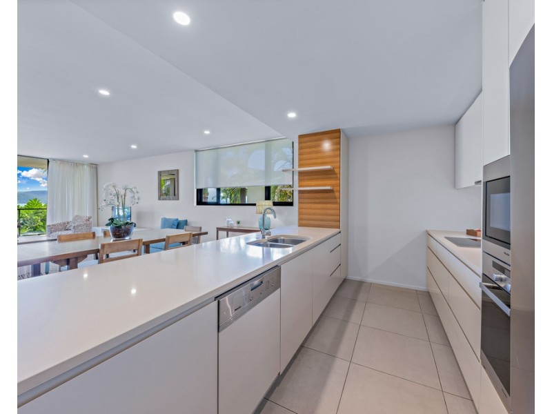 16/11 Altmann Avenue, Cannonvale QLD 4802