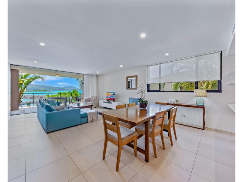 16/11 Altmann Avenue, Cannonvale QLD 4802