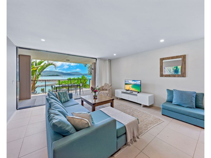 16/11 Altmann Avenue, Cannonvale QLD 4802