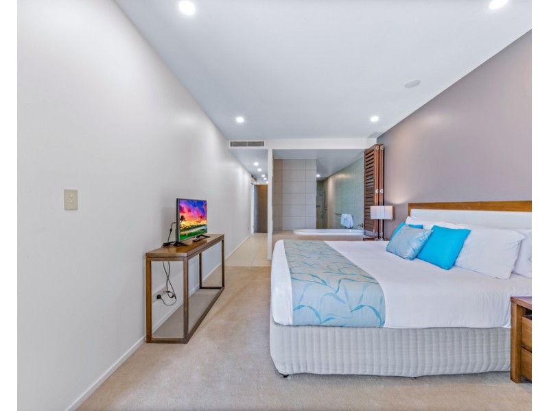 16/11 Altmann Avenue, Cannonvale QLD 4802