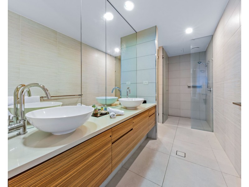 16/11 Altmann Avenue, Cannonvale QLD 4802