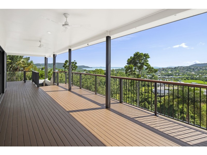 21/14 Hamilton Avenue, Cannonvale QLD 4802