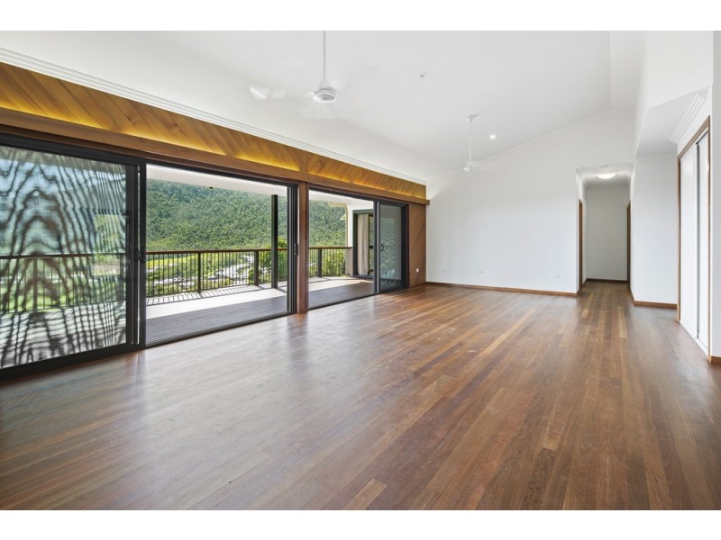 21/14 Hamilton Avenue, Cannonvale QLD 4802