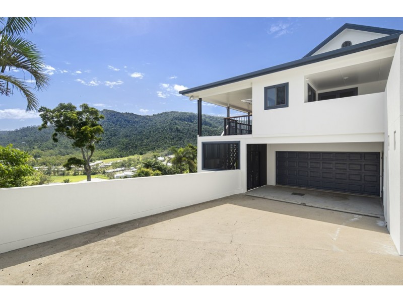 21/14 Hamilton Avenue, Cannonvale QLD 4802