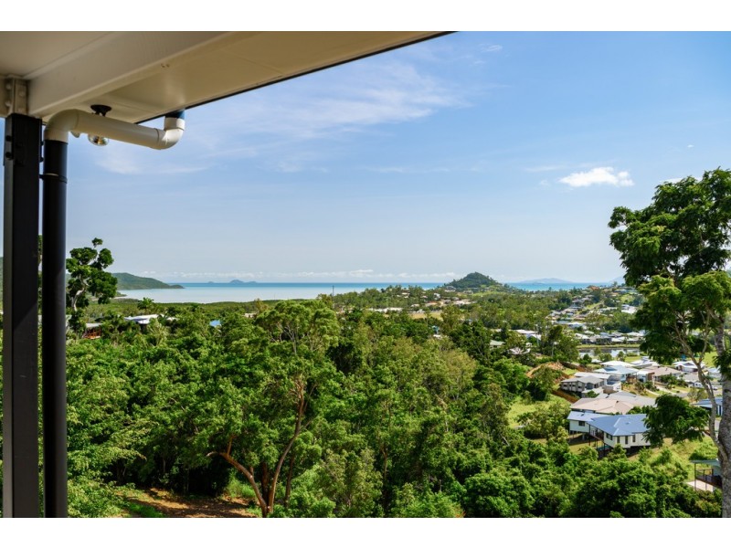 21/14 Hamilton Avenue, Cannonvale QLD 4802
