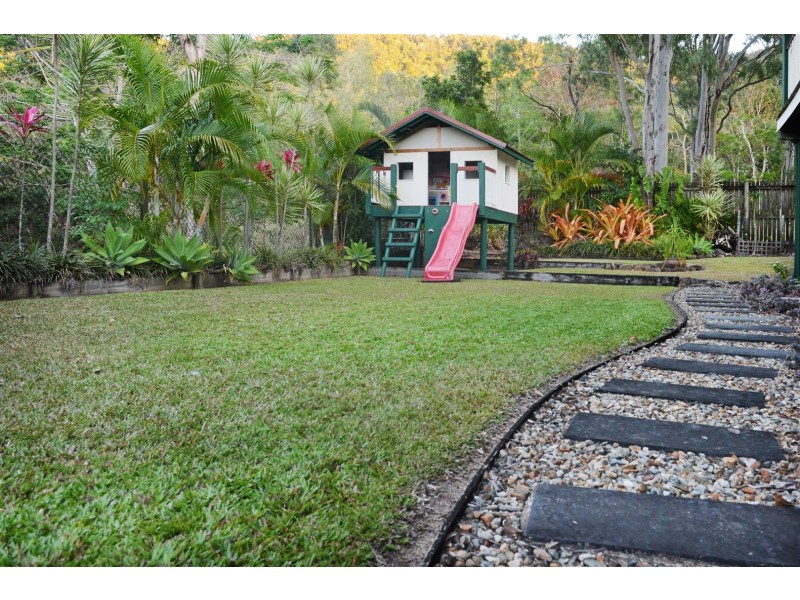 9 Teague Terrace, Cannonvale QLD 4802
