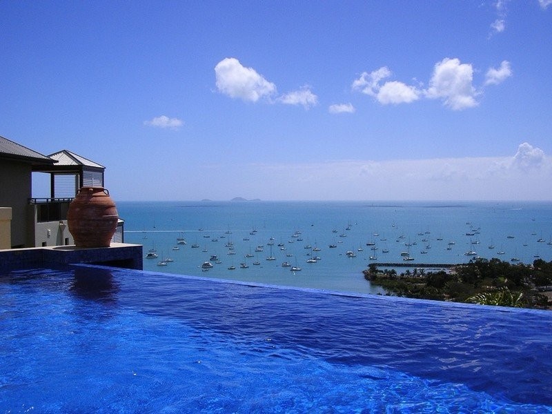 3/16 Golden Orchid Drive, Airlie Beach QLD 4802