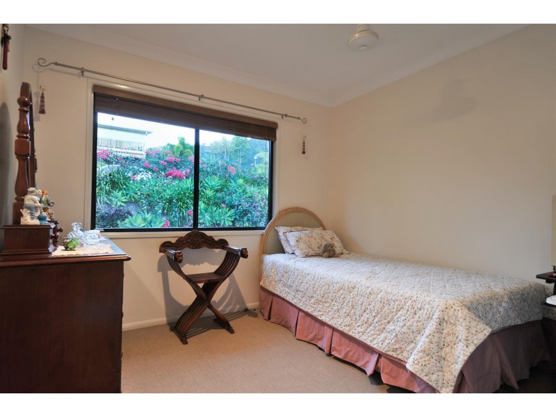 62 Country Road, Cannonvale QLD 4802