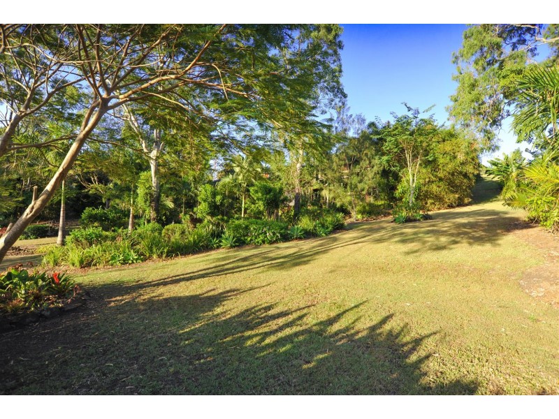 62 Country Road, Cannonvale QLD 4802