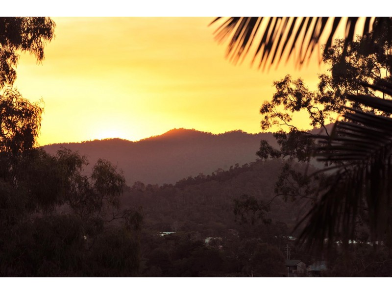 62 Country Road, Cannonvale QLD 4802