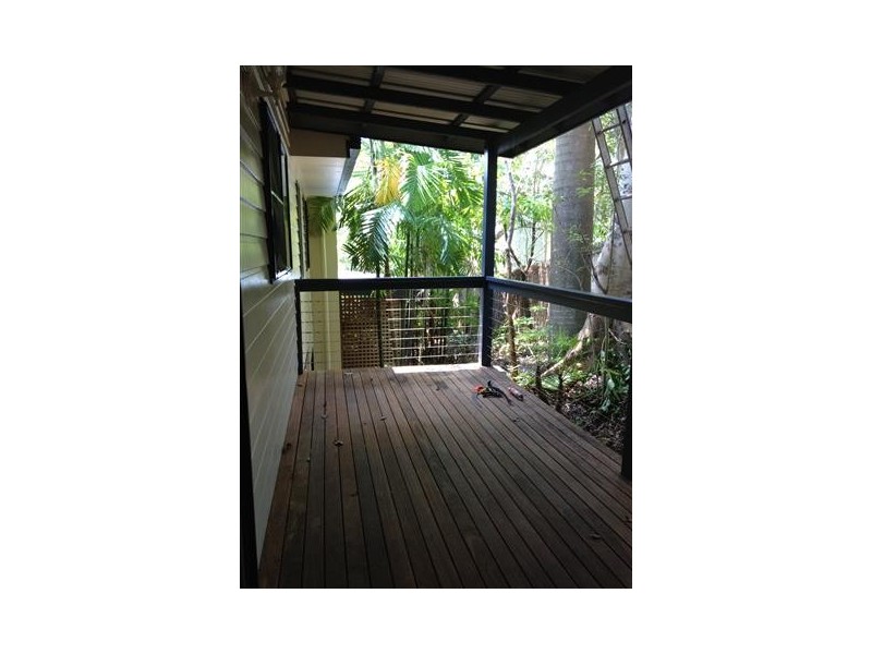 5/6 Border Drive, Cannonvale QLD 4802