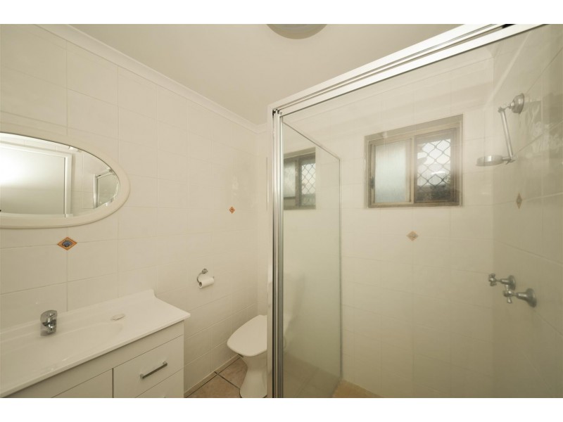 6/20 Pandanus Drive, Cannonvale QLD 4802