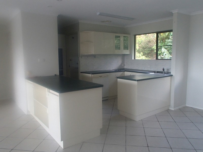 135/2 Eshelby Drive, Cannonvale QLD 4802