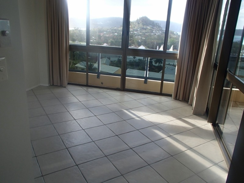 135/2 Eshelby Drive, Cannonvale QLD 4802