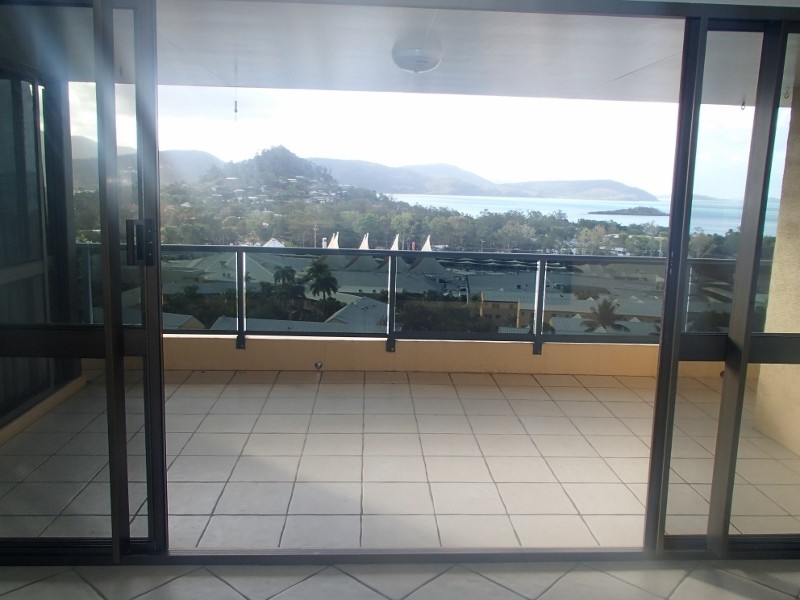 135/2 Eshelby Drive, Cannonvale QLD 4802