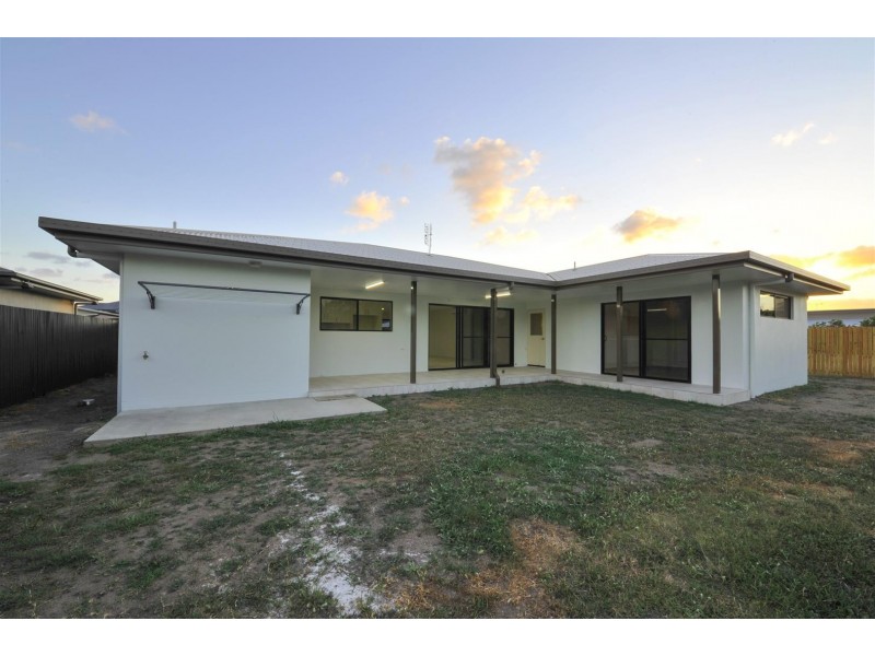 25 Calista Court, Proserpine QLD 4800