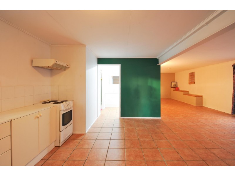 12 Woomerah Avenue, Cannonvale QLD 4802