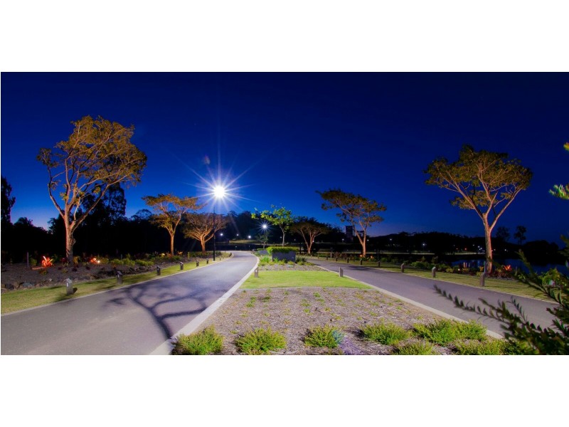 10 Spritsail Crescent, Regatta Waters, Cannonvale QLD 4802