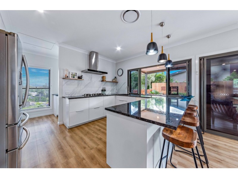 10 Ryben Court, Cannonvale QLD 4802