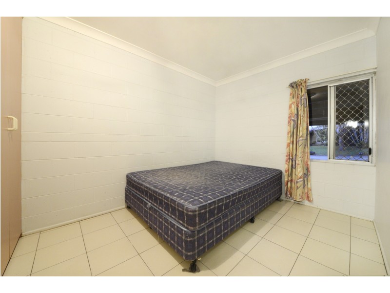 27/28 Island Drive, Cannonvale QLD 4802