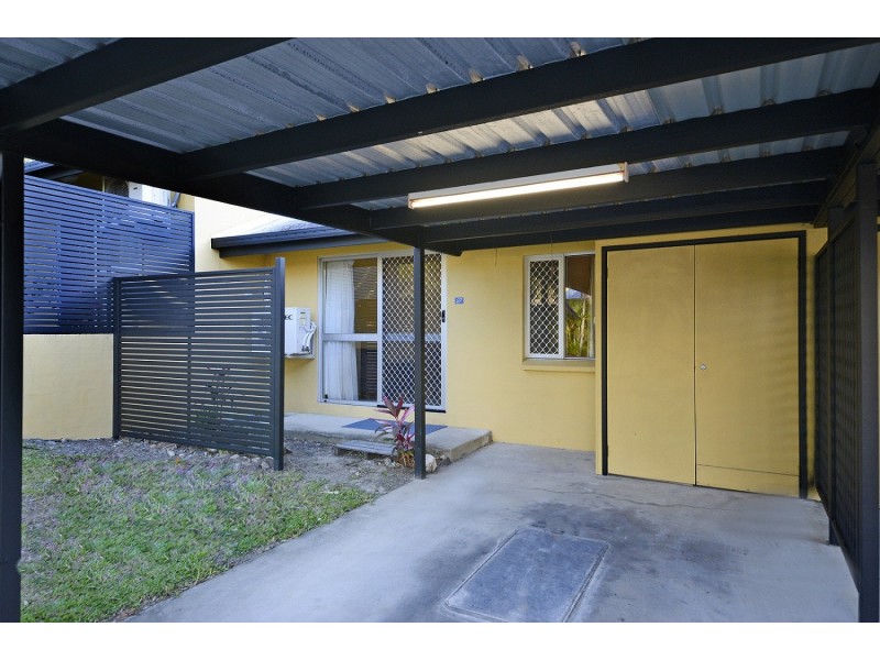 27/28 Island Drive, Cannonvale QLD 4802