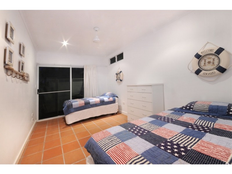 9 Shutehaven Close, Shute Harbour QLD 4802