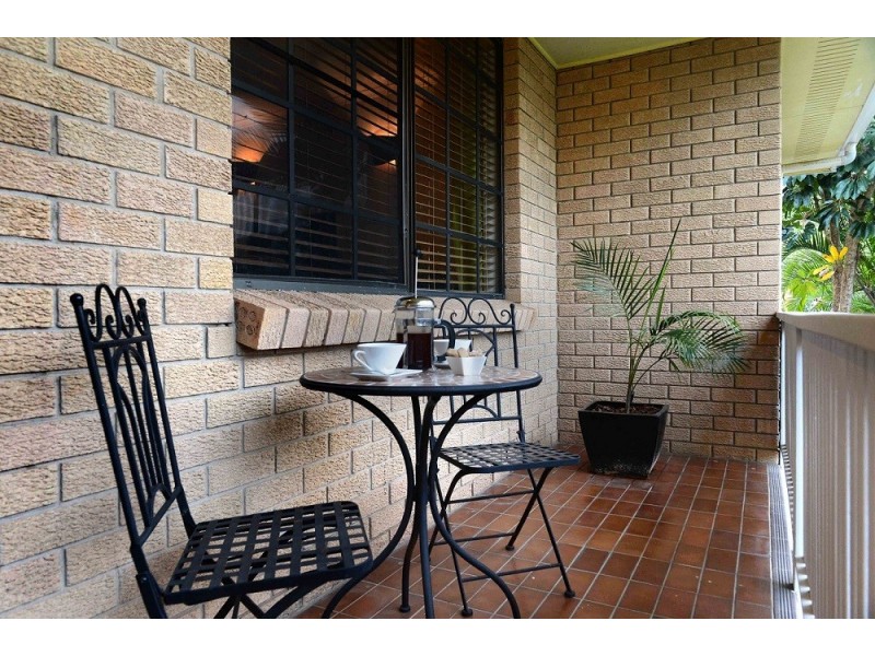 6 Picaninni Close, Cannonvale QLD 4802