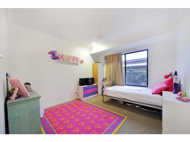 92 Abell Road, Cannonvale QLD 4802