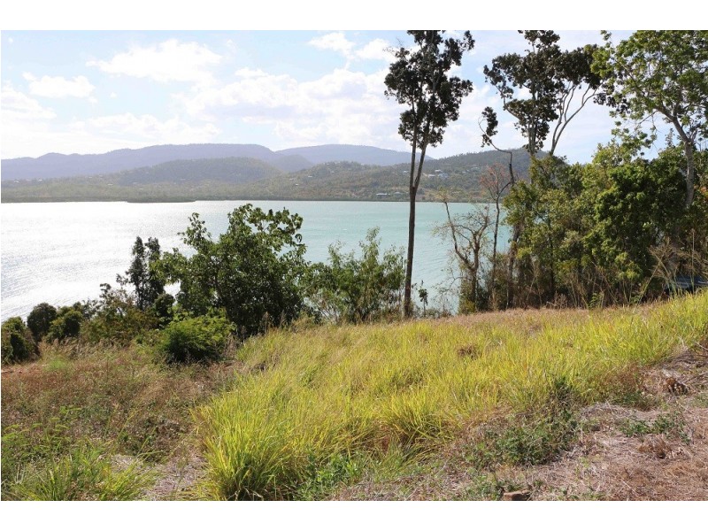 42 Beth Court, Cannonvale QLD 4802