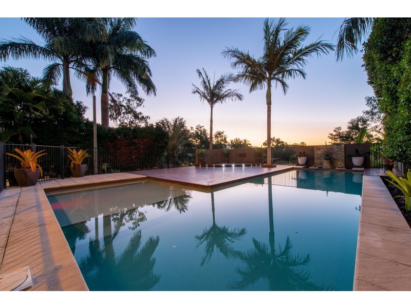 32 Jones Road, Cannonvale QLD 4802