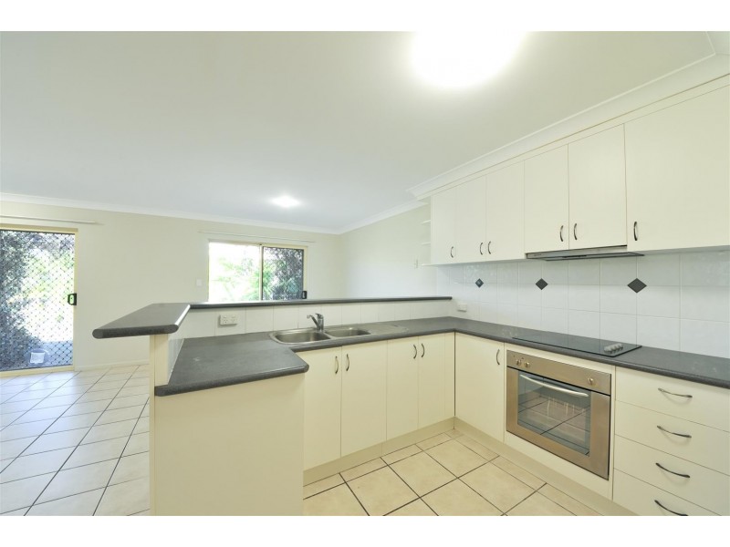 1/24 Banksia Court, Cannonvale QLD 4802