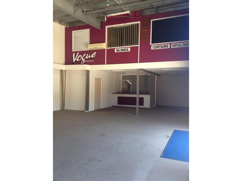 1a/21 Carlo Drive, Cannonvale QLD 4802