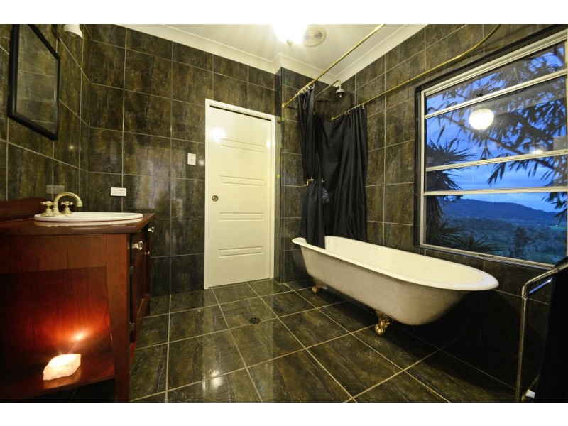 72 Staniland Drive, Strathdickie QLD 4800