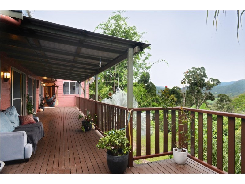 72 Staniland Drive, Strathdickie QLD 4800