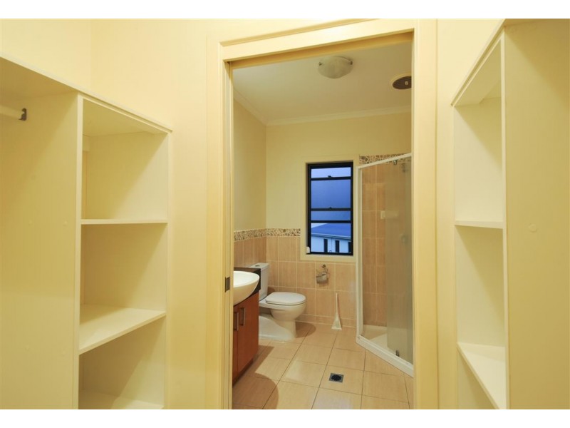 22/25 The Grove, Abell Road, Cannonvale QLD 4802