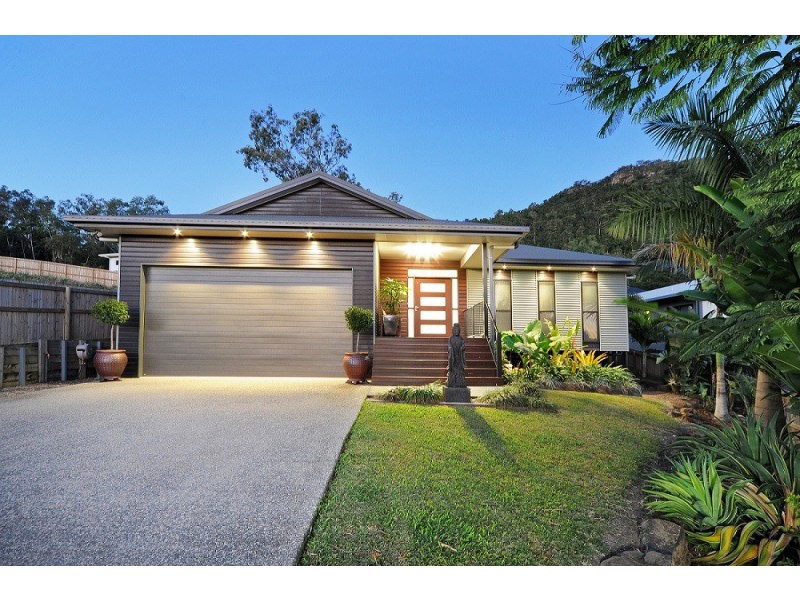 73 Country Road, Cannonvale QLD 4802
