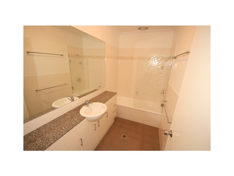 13/21 Shute Harbour Road, Cannonvale QLD 4802