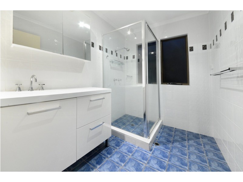 16 Macarthur Drive, Cannonvale QLD 4802