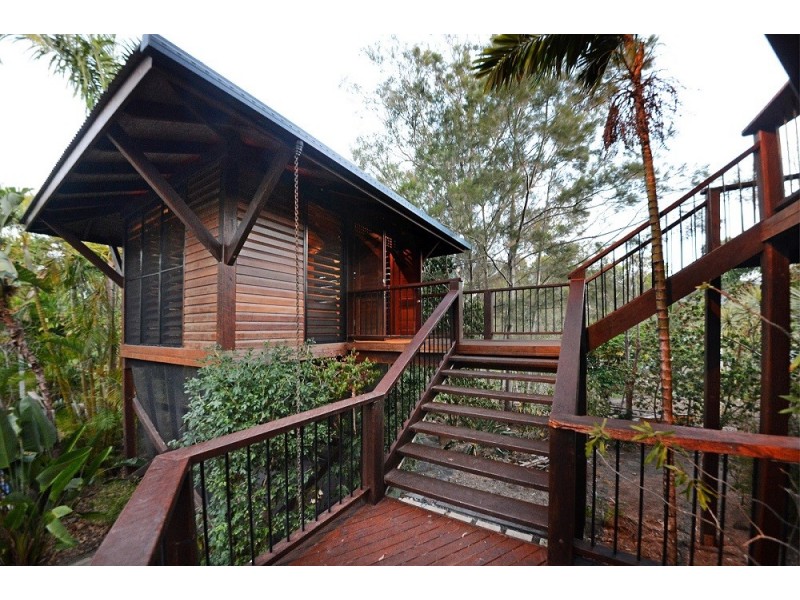 16 Macarthur Drive, Cannonvale QLD 4802