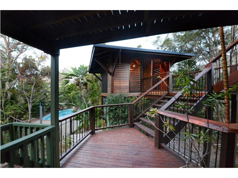 16 Macarthur Drive, Cannonvale QLD 4802