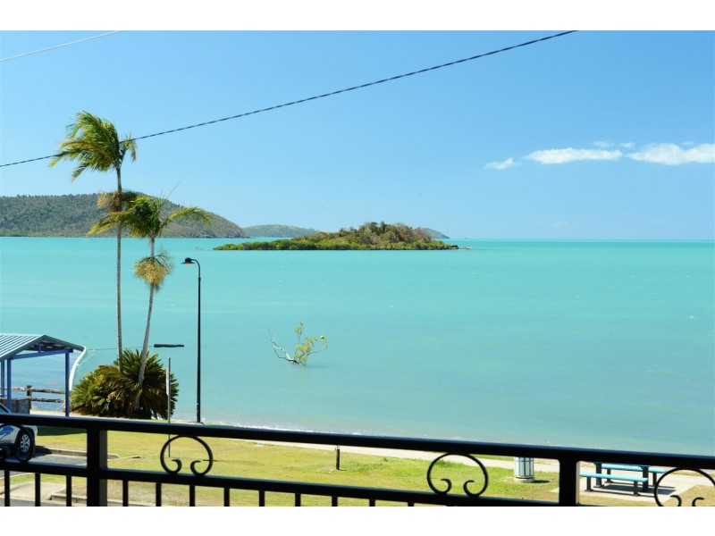 48 Coral Esplanade, Cannonvale QLD 4802