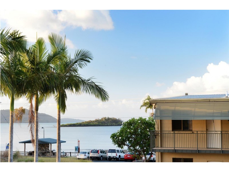 48 Coral Esplanade, Cannonvale QLD 4802
