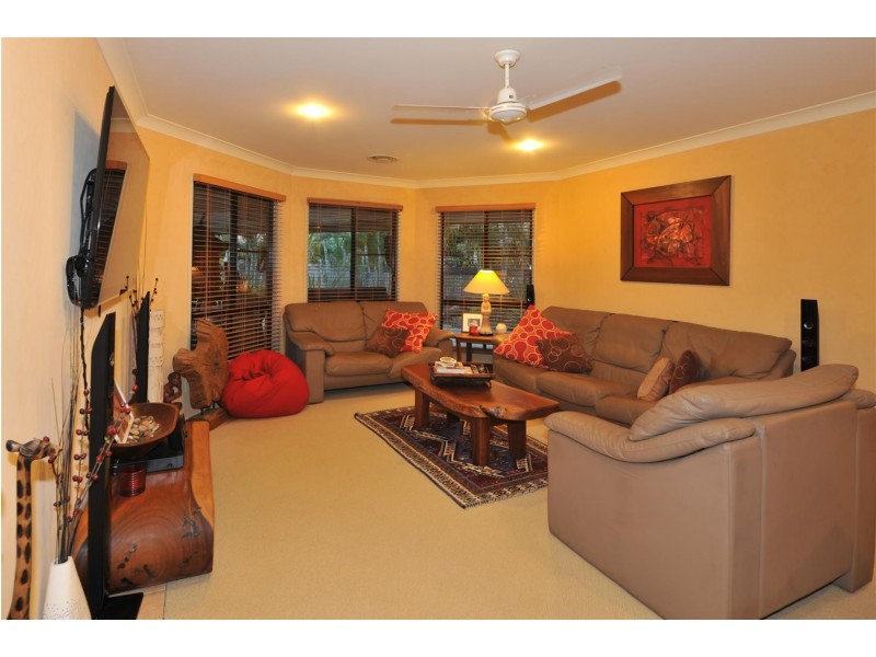 2 Sanctuary Avenue, Jubilee Pocket QLD 4802