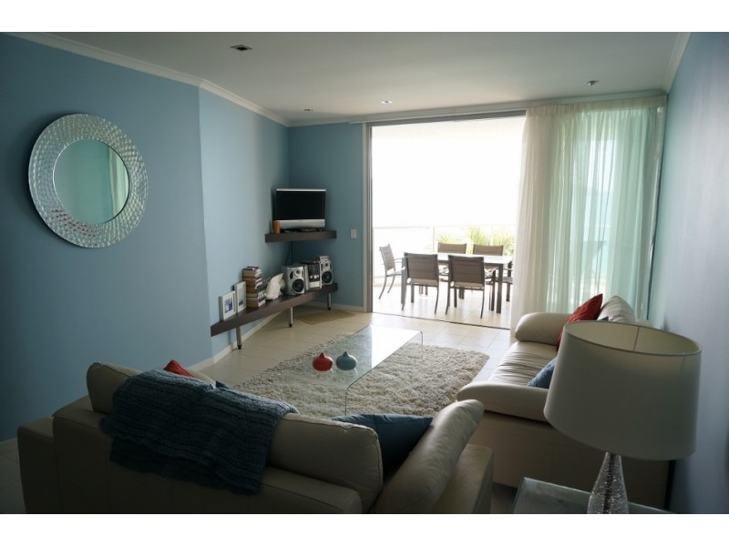 240/159 Shingley Drive, Cannonvale QLD 4802