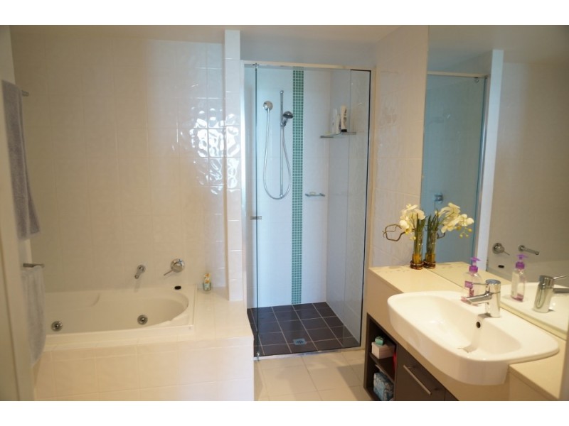 240/159 Shingley Drive, Cannonvale QLD 4802
