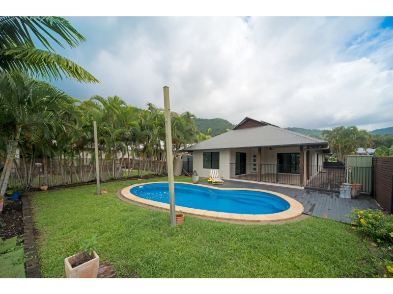 99 Abell Road, Cannonvale QLD 4802
