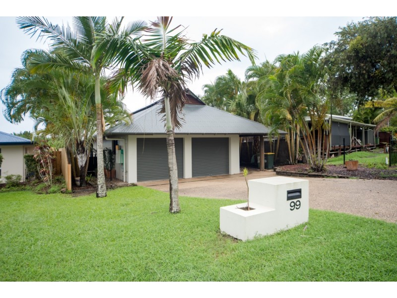99 Abell Road, Cannonvale QLD 4802