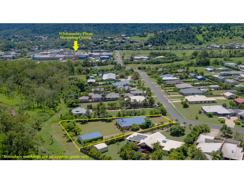 74 Galbraith Park Drive, Cannonvale QLD 4802