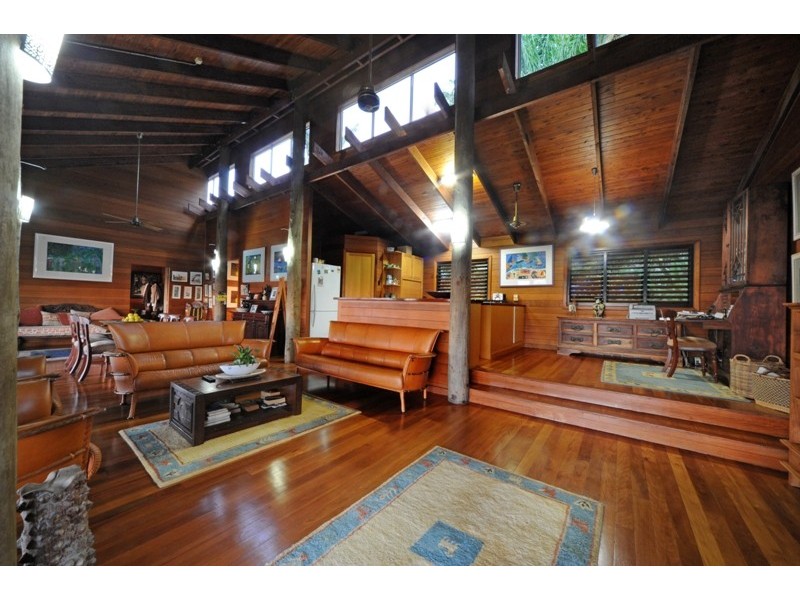 7A Warrain Street, Shute Harbour QLD 4802